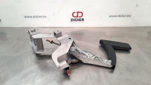 Gebruikte Handremhendel Peugeot 308 SW (L4/L9/LC/LJ/LR) 1.5 BlueHDi 130 Prijs € 36,30 Inclusief btw aangeboden door Autohandel Didier