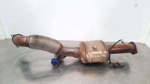 Begagnade Främre avgasrör + katalysator Volvo XC60 II (UZ) 2.0 B5 16V Mild Hybrid AWD Pris € 399,30 Inklusive moms erbjuds av Autohandel Didier