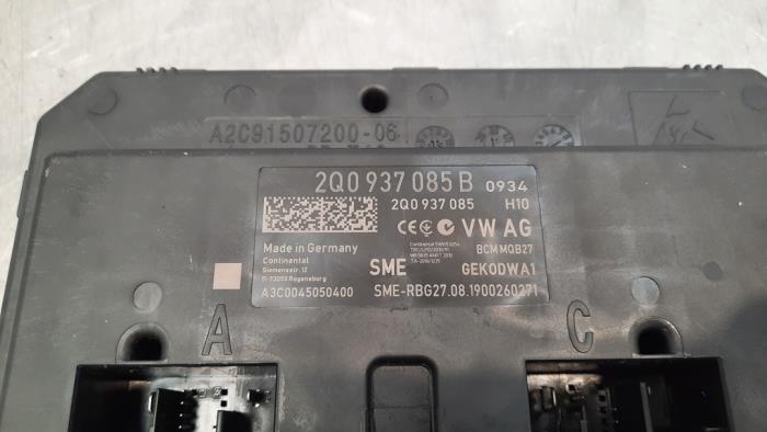 Dator , karosskontroll (BCM) från en Skoda Fabia III (NJ3) 1.0 12V 2020