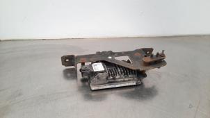 Gebruikte ACC Sensor (afstand) Kia Niro I (DE) 1.6 GDI Hybrid Prijs € 859,10 Inclusief btw aangeboden door Autohandel Didier