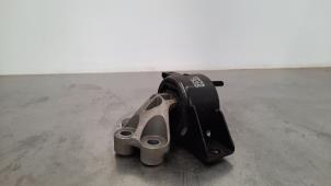 Gebruikte Motorsteun Opel Mokka/Mokka X 1.6 16V EcoFlex 4x2 Prijs € 36,30 Inclusief btw aangeboden door Autohandel Didier