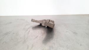 Gebruikte Motorsteun Opel Mokka/Mokka X 1.6 16V EcoFlex 4x2 Prijs € 36,30 Inclusief btw aangeboden door Autohandel Didier