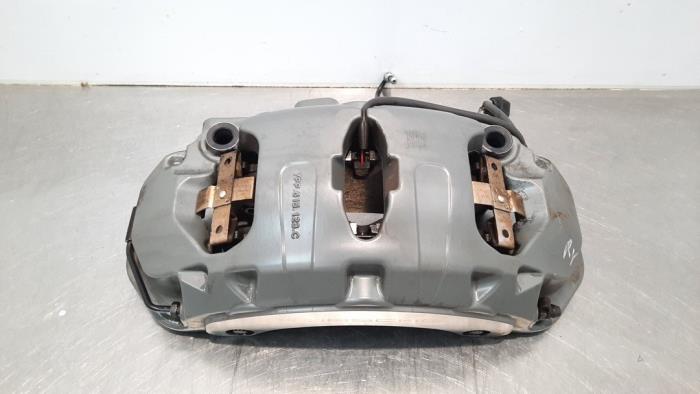 Främre bromsok, höger från en Porsche Cayenne III (9YA) 2.9 Biturbo V6 24V S 2020