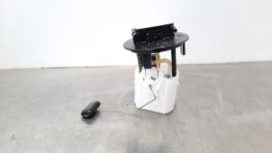 Używane Elektryczna pompa paliwa Peugeot 2008 (UD/UK/UR/US/UX) 1.5 BlueHDi 110 Cena € 133,10 Z VAT oferowane przez Autohandel Didier