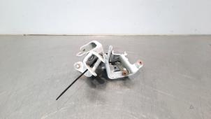 Gebruikte Scharnierset Citroen C3 (SX/SW) 1.2 12V e-THP PureTech 110 Prijs € 66,55 Inclusief btw aangeboden door Autohandel Didier