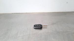 Begagnade Vikbar nyckel Citroen C4 Cactus (0B/0P) 1.2 PureTech 130 12V Pris € 66,55 Inklusive moms erbjuds av Autohandel Didier