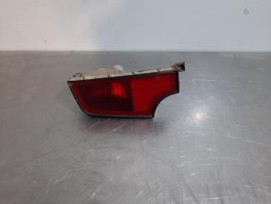 Begagnade Bakre dimljus Kia Soul I (AM) 1.6 CRDi 16V Pris € 24,20 Inklusive moms erbjuds av Autohandel Didier