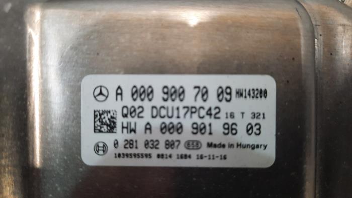 AdBlue-dator från en Mercedes-Benz Vito (447.6) 2.2 116 CDI 16V 2017