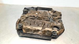 Begagnade Motorkåpa Volkswagen Touran (5T1) 1.6 TDI SCR BlueMotion Technology Pris € 66,55 Inklusive moms erbjuds av Autohandel Didier