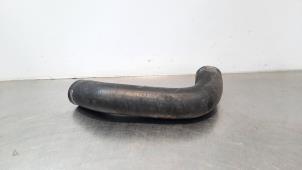 Begagnade Laddluftkylarslang Citroen Jumper (U9) 2.2 Blue HDi 140 Pris € 42,35 Inklusive moms erbjuds av Autohandel Didier