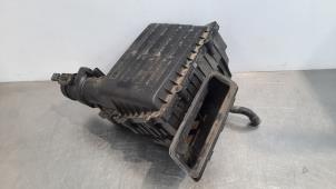 Begagnade Luftfilterhus Volkswagen Passat Variant (3G5) 1.6 TDI 16V Pris € 54,45 Inklusive moms erbjuds av Autohandel Didier