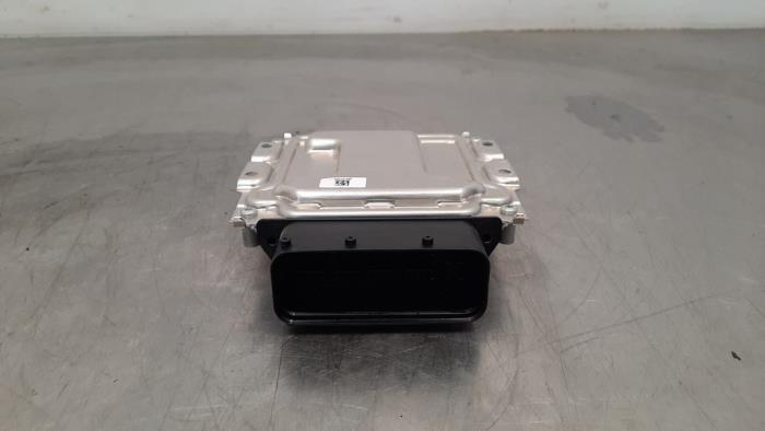 AdBlue-dator från en Mercedes-Benz Vito (447.6) 2.2 114 CDI 16V 2017