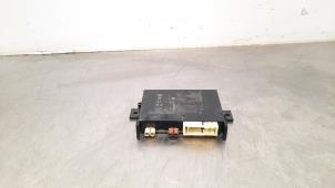 Begagnade Telefonmodul Mercedes E (W213) E-300de 2.0 Turbo 16V Pris € 199,65 Inklusive moms erbjuds av Autohandel Didier