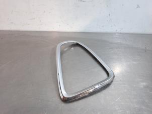 Gebruikte Achterlichtrand rechts Mini Mini (R56) 1.4 16V One Prijs € 24,20 Inclusief btw aangeboden door Autohandel Didier