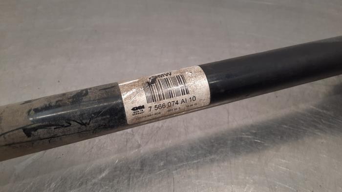 Drivaxel, höger bak från en BMW 6 serie Gran Coupe (F06) 640d 24V 2015