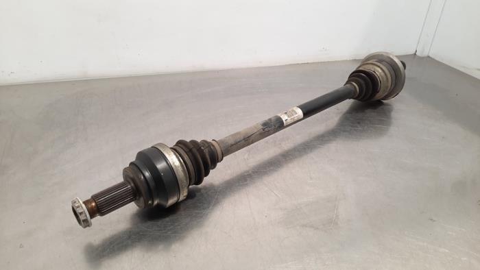 Drivaxel, höger bak från en BMW 6 serie Gran Coupe (F06) 640d 24V 2015