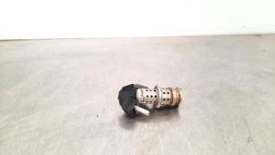 Używane Wtryskiwacz AdBlue Citroen DS 4/DS 4 Crossback (NX) 1.6 BlueHDI 120 Cena € 54,45 Z VAT oferowane przez Autohandel Didier