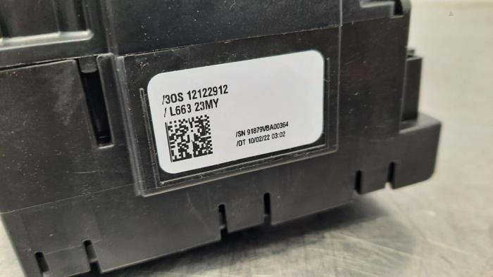 Växelspak från en Land Rover Defender II 110 3.0 D200 MHEV 2022