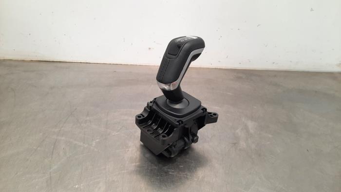 Växelspak från en Land Rover Defender II 110 3.0 D200 MHEV 2022