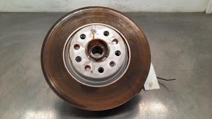 Begagnade Spindel, vänster fram Skoda Karoq 1.5 TSI 16V Pris € 175,45 Inklusive moms erbjuds av Autohandel Didier