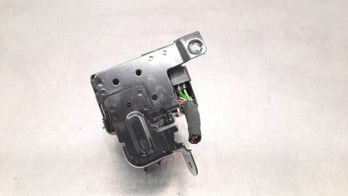 ABS-pump från en Peugeot 308 (F3/FB/FH/FM/FP) 1.2 12V PureTech 110 2022