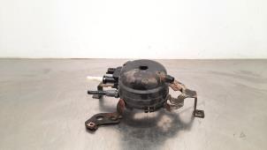 Używane Filtr paliwa Peugeot 208 I (CA/CC/CK/CL) 1.5 BlueHDi 100 Cena € 42,35 Z VAT oferowane przez Autohandel Didier