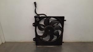 Gebruikte Koelvin Peugeot 208 II (UB/UH/UP) 1.2 Vti 12V PureTech 75 Prijs € 133,10 Inclusief btw aangeboden door Autohandel Didier