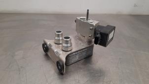 Gebruikte Airco Condensor Mercedes EQA (N243) 250+ 71 kWh Prijs € 133,10 Inclusief btw aangeboden door Autohandel Didier