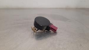 Begagnade Regnsensor Polestar Polestar 2 78kWh Long Range Dual Motor Pris € 36,30 Inklusive moms erbjuds av Autohandel Didier