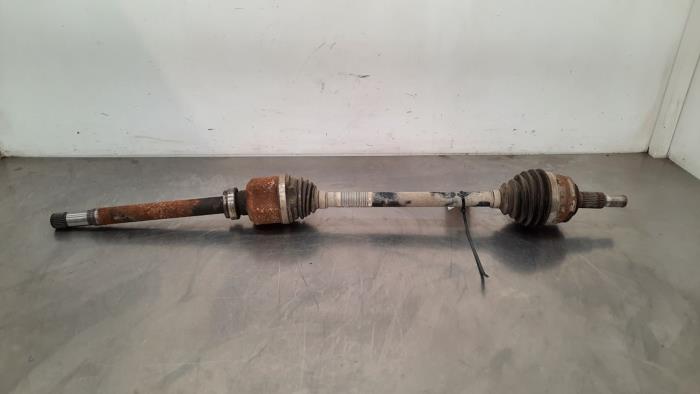 Drivaxel, höger fram från en Opel Grandland (X) 1.2 Turbo 12V 2018