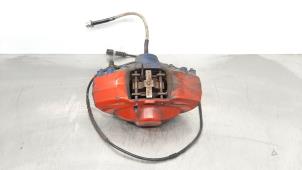 Gebruikte Remklauw (Tang) rechts-achter BMW M4 (F82) M4 3.0 24V TwinPower Turbo Prijs € 399,30 Inclusief btw aangeboden door Autohandel Didier