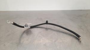 Begagnade Batteriterminal Opel Corsa F (UB/UH/UP) Electric, Corsa-e 50kWh Pris € 18,15 Inklusive moms erbjuds av Autohandel Didier