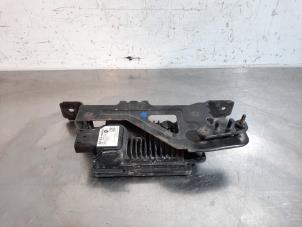 Gebruikte ACC Sensor (afstand) Kia Niro I (DE) 1.6 GDI Hybrid Prijs € 859,10 Inclusief btw aangeboden door Autohandel Didier