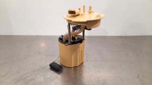 Używane Elektryczna pompa paliwa Opel Astra K Sports Tourer 1.5 CDTi 105 12V Cena € 133,10 Z VAT oferowane przez Autohandel Didier