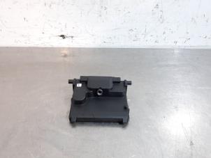 Gebruikte Camera voorzijde Ford Puma 1.0 Ti-VCT EcoBoost mHEV 12V Prijs € 133,10 Inclusief btw aangeboden door Autohandel Didier