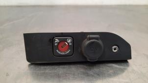 Begagnade 12-volts-anslutning Citroen Jumpy 1.6 Blue HDi 115 Pris € 30,25 Inklusive moms erbjuds av Autohandel Didier