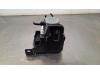 ABS-pump från en Peugeot 3008 II (M4/MC/MJ/MR) 1.2 12V e-THP PureTech 130 2022