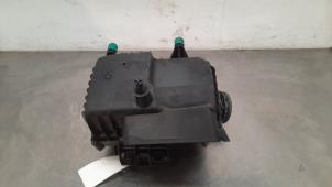 Gebruikte Luchtfilterhuis Mercedes A-Klasse AMG (177.0) 2.0 A-35 AMG Turbo 16V 4Matic Prijs € 199,65 Inclusief btw aangeboden door Autohandel Didier