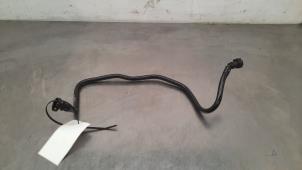 Gebruikte Leiding (diversen) Mercedes A-Klasse AMG (177.0) 2.0 A-35 AMG Turbo 16V 4Matic Prijs € 24,20 Inclusief btw aangeboden door Autohandel Didier