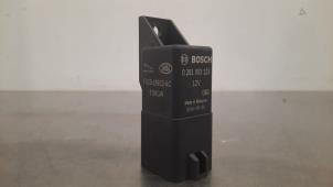 Begagnade Glödstiftsrelä Jaguar F-Pace 3.0 D 24V AWD Pris € 30,25 Inklusive moms erbjuds av Autohandel Didier