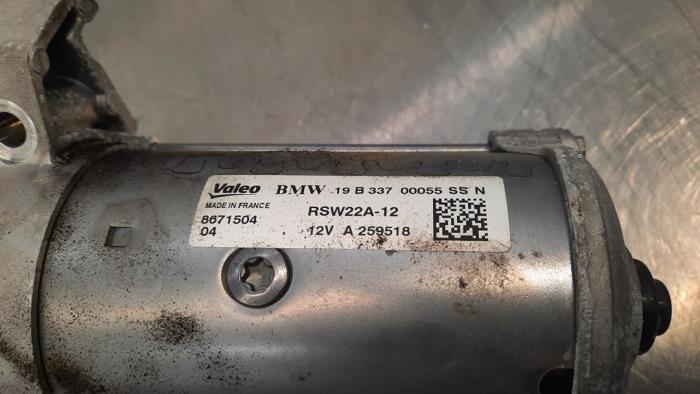 Startmotor från en BMW X3 (G01) sDrive 18d 2.0 TwinPower Turbo 16V 2020
