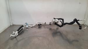 Gebruikte Airco Condensor Peugeot 5008 II (M4/MC/MJ/MR) 1.2 12V e-THP PureTech 130 Prijs € 84,70 Inclusief btw aangeboden door Autohandel Didier