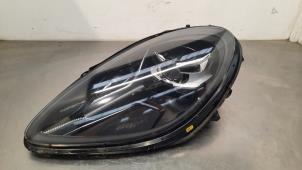 Używane Reflektor lewy Porsche Macan (95B) 3.0 V6 24V S Cena € 1.331,00 Z VAT oferowane przez Autohandel Didier