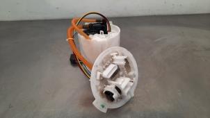 Begagnade Elektrisk bränslepump Mercedes CLA (118.3) 1.3 CLA-250 e Turbo 16V Pris € 96,80 Inklusive moms erbjuds av Autohandel Didier