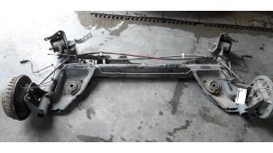 Begagnade Bakre drivaxel Renault Captur (2R) 1.2 TCE 16V EDC Pris € 266,20 Inklusive moms erbjuds av Autohandel Didier