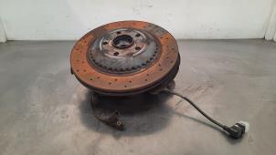 Gebruikte Fusee rechts-achter Mercedes S (222.0/222.1) 3.0 S-350d 4-Matic Prijs € 266,20 Inclusief btw aangeboden door Autohandel Didier