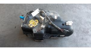 Begagnade AdBlue-tank Ford Transit Custom 2.0 TDCi 16V Eco Blue 130 Pris € 459,80 Inklusive moms erbjuds av Autohandel Didier