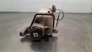 Używane Zbiornik oleju wspomagania kierownicy Peugeot Boxer (U9) 2.0 BlueHDi 130 Cena € 24,20 Z VAT oferowane przez Autohandel Didier