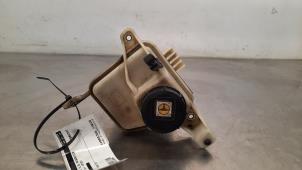 Używane Zbiornik oleju wspomagania kierownicy Citroen Jumper (U9) 2.0 Blue HDi 130 Cena € 24,20 Z VAT oferowane przez Autohandel Didier