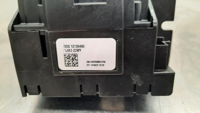 Växelspak från en Land Rover Defender II 3.0 D250 MHEV 2022